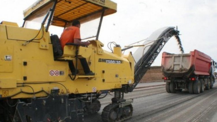 12 фирми искат да проектират ремонта на третокласен път във Варненско