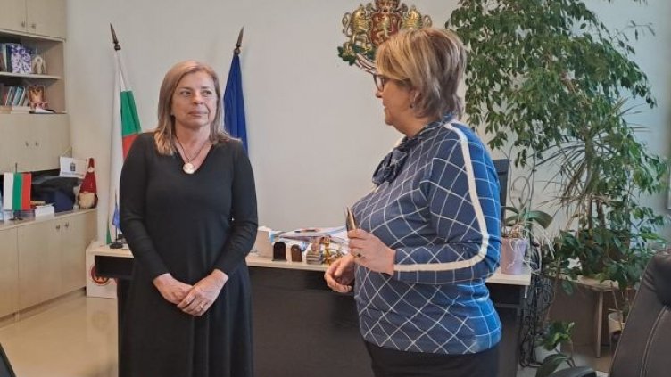 Юлия Бажлекова встъпи в длъжност като съдия във Варненския апелативен съд