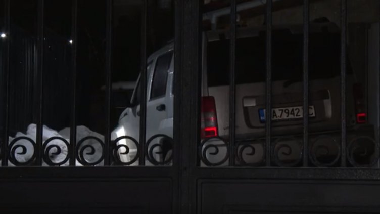 Министерства в капана на "Турски поток". Фирма им раздава джипове