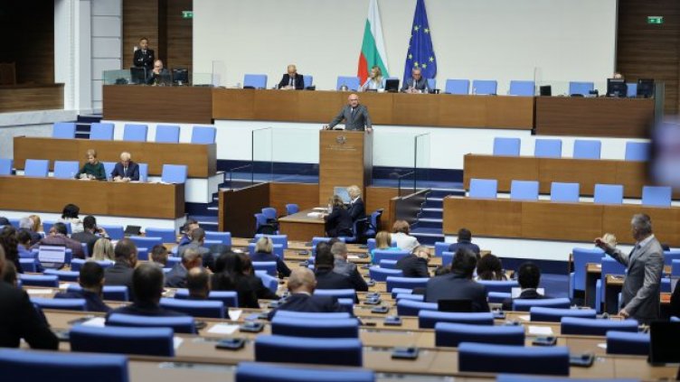 Парламентът забрани на ВСС с изтекъл мандат да избира тримата големи в съдебната власт