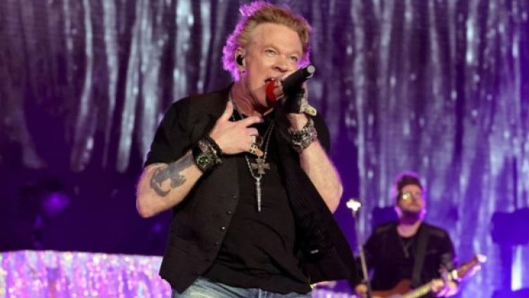 Обвиниха Аксел Роуз в изнасилване