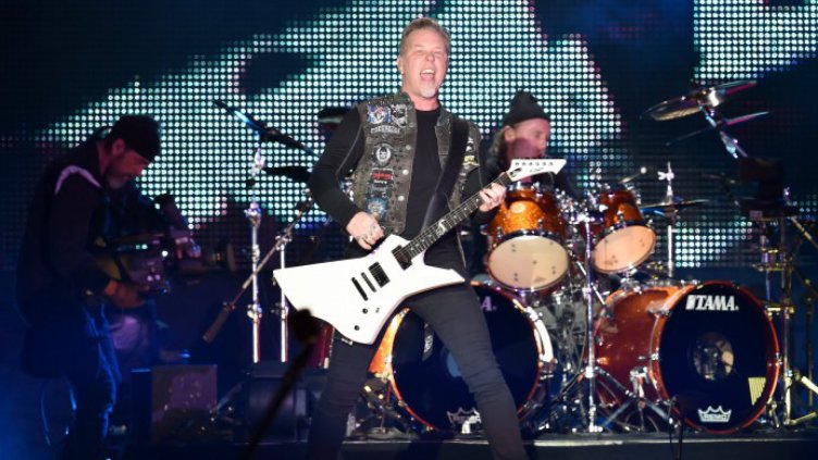 Чуйте новата песен песен на Metallica