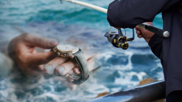 Часовник спаси изпаднал в беда рибар