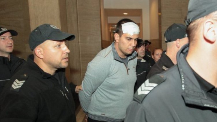 Викторио поиска домашен арест, упрекна Дарина: Лоша майка!