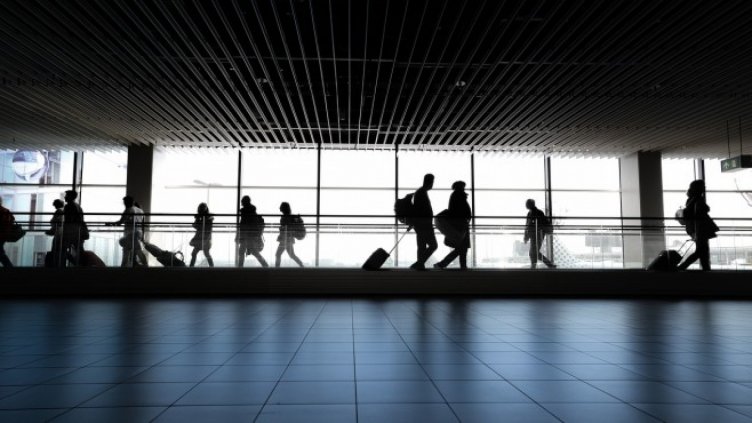 140 хил. българи ще посрещнат Коледа и Нова година в чужбина