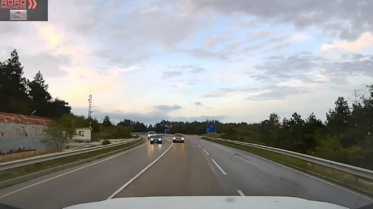 Лудост на пътя край Варна (ВИДЕО)