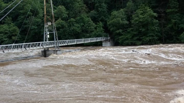 Майка хвърли новороденото си в река Арда в Кърджали
