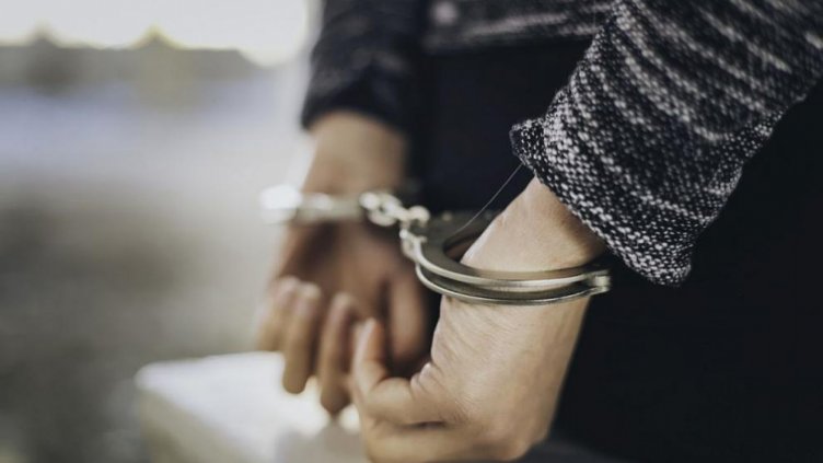 Спипаха 18-годишен сериен крадец на акумулатори