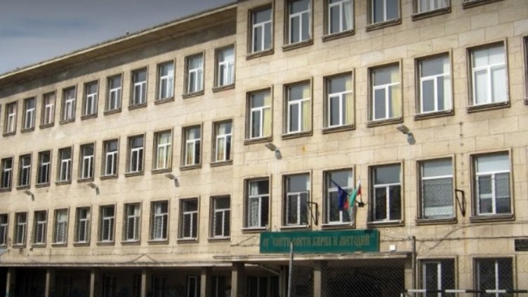 Община Варна се среща с родителите на ученици от ОУ "Св. Св. Кирил и Методий"