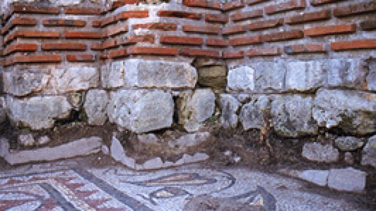 Джанавар тепе може да конкурира Аладжа манастир