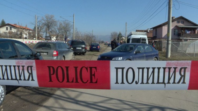 Масовото убийство в „Нови Искър” е извършено още в петък вечерта