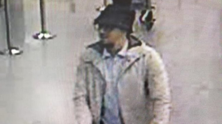 Издирват заподозрян за атентата в "Завентем"