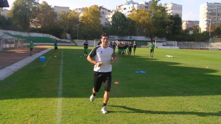 Георги Иванов тренира „моряците” за дербито с ЦСКА