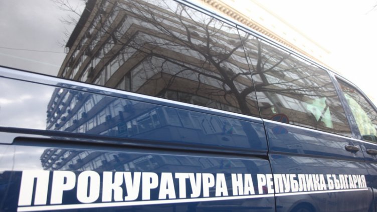 Спецпрокуратурата нахлу в кметството в Божурище