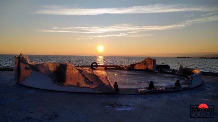 Над 300 души се подписаха в петиция за възстановяването на фара в Каварна