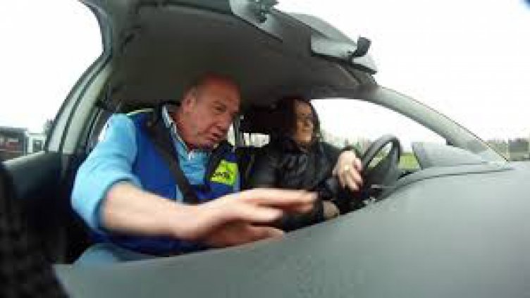 По-строгите правила за шофьорските изпити влизат в сила от 1 март 2017 г.