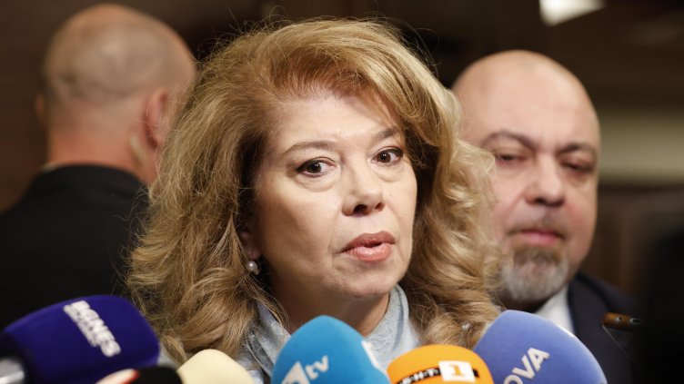 Йотова: Войната се води от страна на Русия срещу Украйна