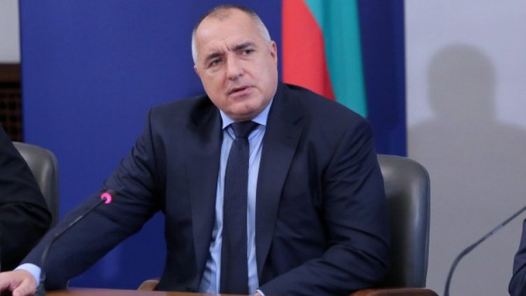 Премиерът: Доказваме, че няма задкулисие