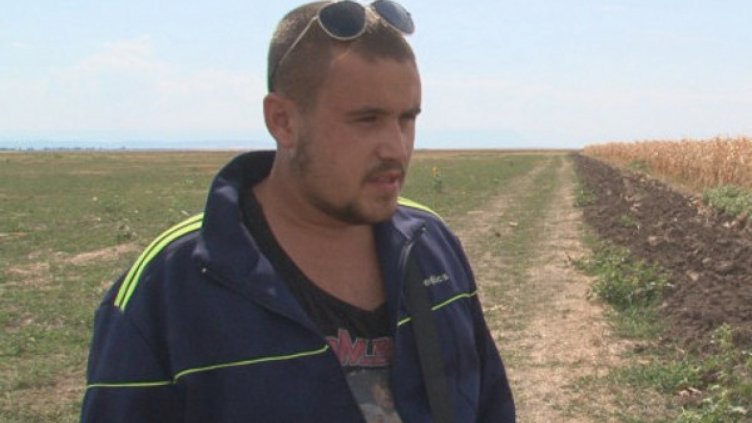 В селото на ужасите: Опряха пушка в главата на земеделец