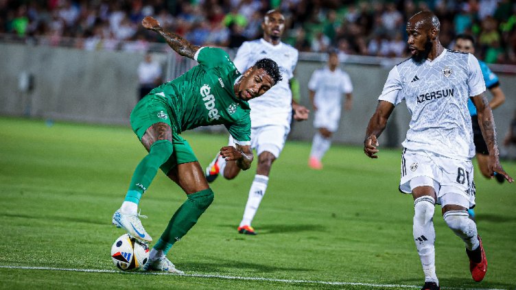 Лудогорец изяде невиждан "бой" и е аут от Шампионската лига