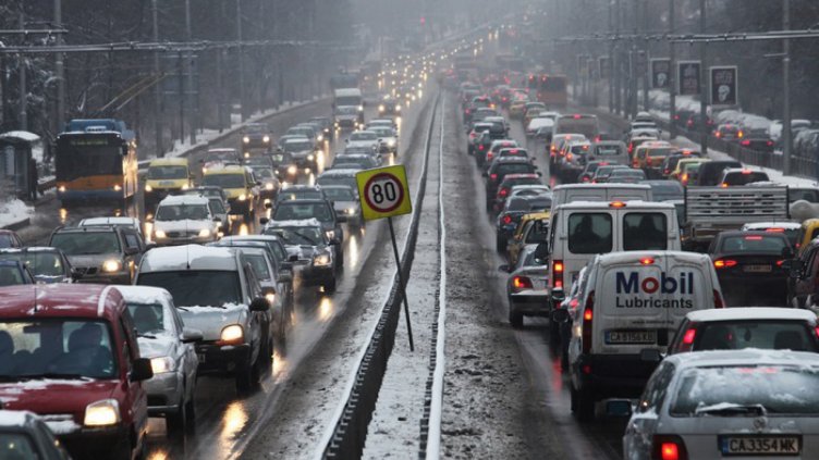 Ще се наводним ли със стари коли при ограничения за дизела в Западна Европа?