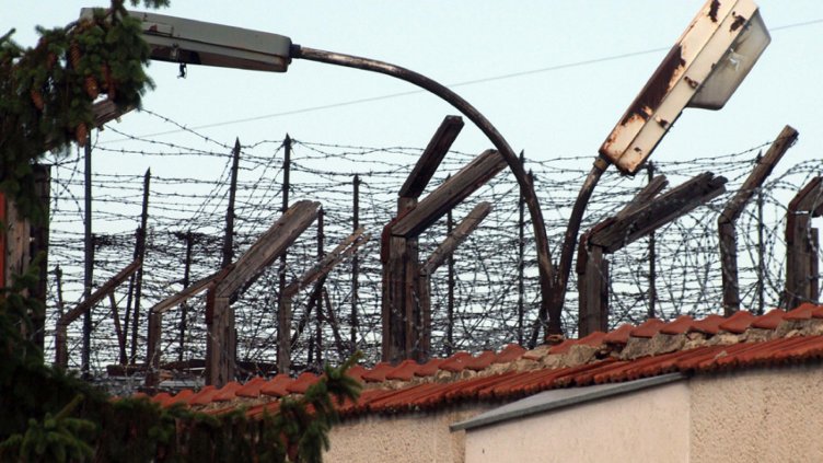 В женския затвор в Сливен излизат на протест