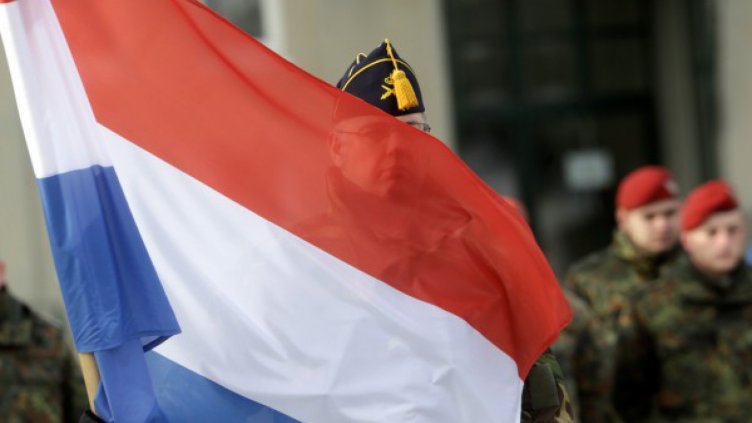 В Холандия: Да забраним исляма, да затворим джамиите