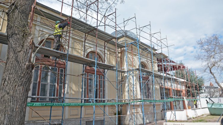 Ремонтът на Филиала на ДТ „Стоян Бъчваров“ върви в срок и сигурно