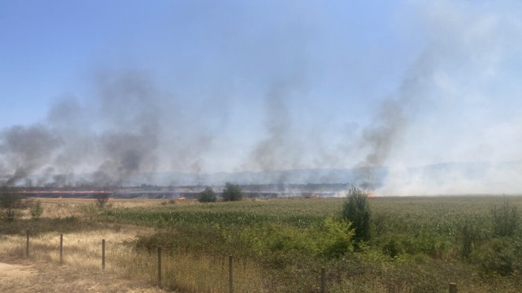 Ад на "Тракия"! Километрични опашки заради задимяване