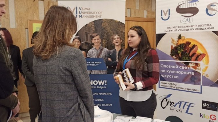 Кандидатстудентска борса ще се проведе на 15 март в Юнашкия салон във Варна