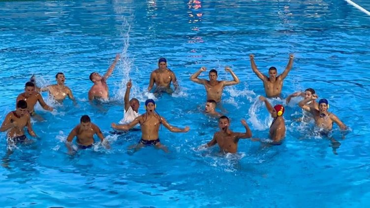 "Комодор" стана шампион по водна топка след феноменален обрат