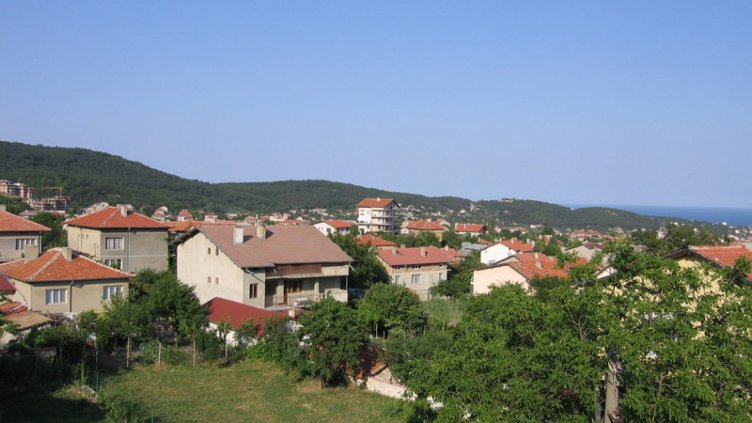 Искат имена на скъпоценности за улици във Виница