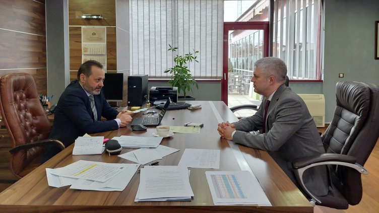 Коцев на спешна среща в МРРБ заради проблемите с водоснабдяването на Варна