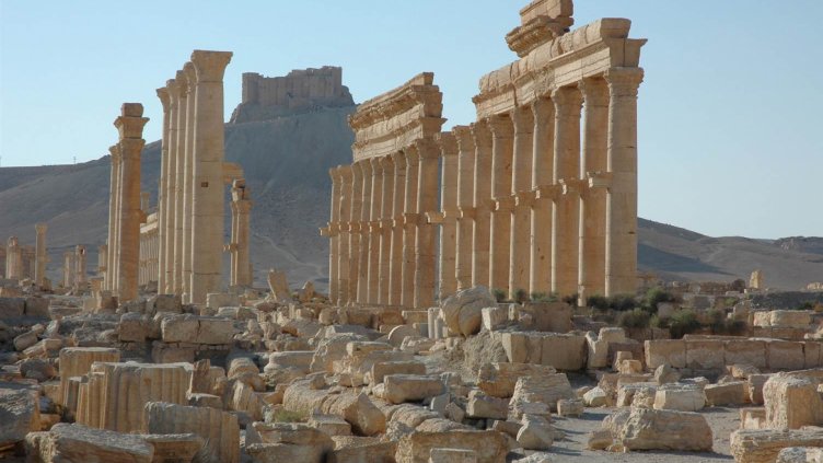 Свалиха вертолет на сирийската правителствена армия край Палмира