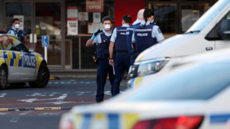 Трима в критично състояние след атака с нож на ислямист в Нова Зеландия