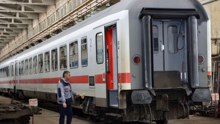 Новите вагони от Германия тръгват към морето от днес