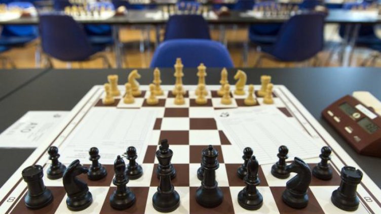 Учени обещаха 1 млн. долара за решение на шахматна задача