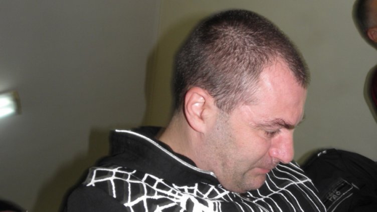 Емил Първанов - Ембака излиза от ареста