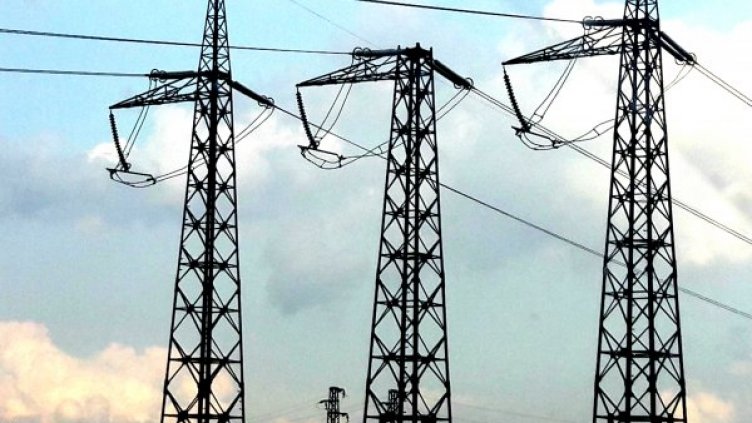 Нова "почерпка": 4000 чиновници от ЕСО – с по 1700 лева на калпак!?