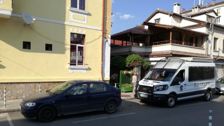 Полицията задържа петима нелегални мигранти в София 