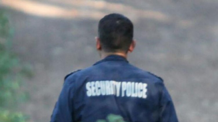 Мъж фрасна с метална тръба друг и го прати в болница