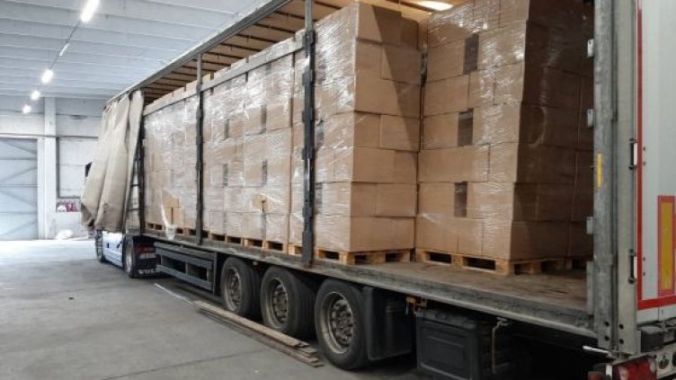 НАП спря внос на фалшиви шапки и колани от Гърция