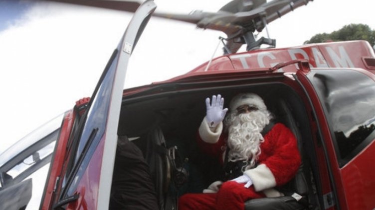 Изтребители прибраха по живо, по здраво Дядо Коледа на Северния полюс