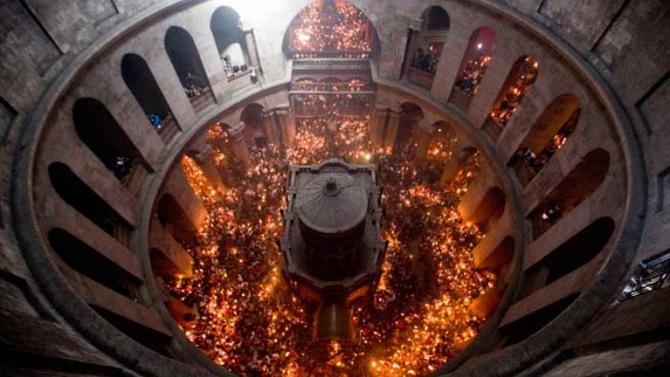И тази година Благодатният огън ще дойде през Букурещ във Варна