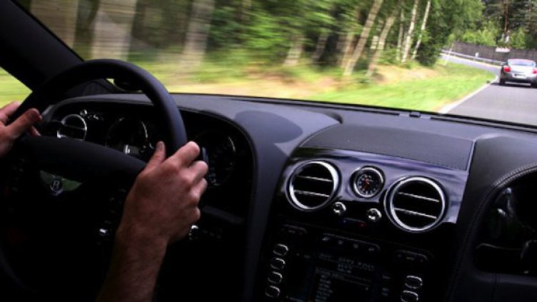 Обясняват с листовки на чужденците  как да шофират у нас