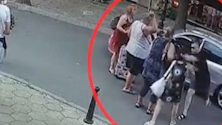 Нападнатите незрящи туристи &ndash; словенци, отдъхват в Св. Влас