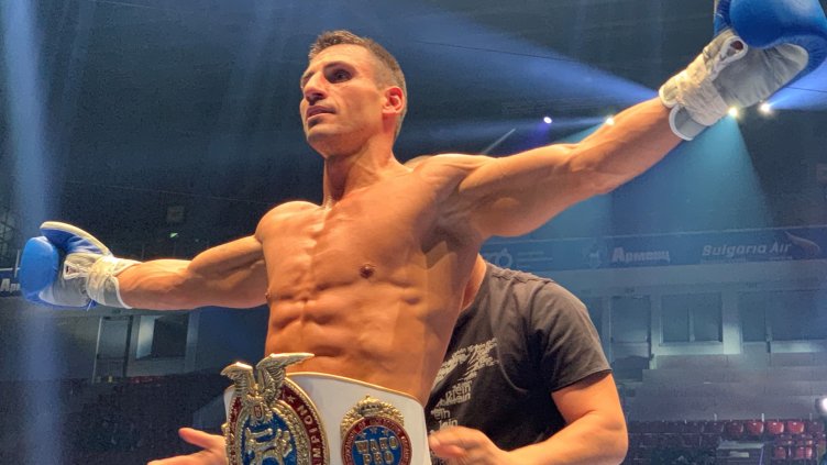 Атанас Божилов спечели световната титла на WAKO PRO на SENSHI