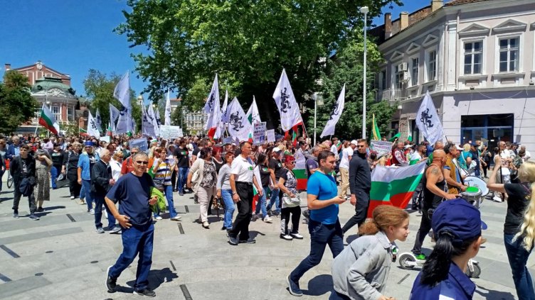 Нов протест срещу въвеждането на еврото се проведе във Варна