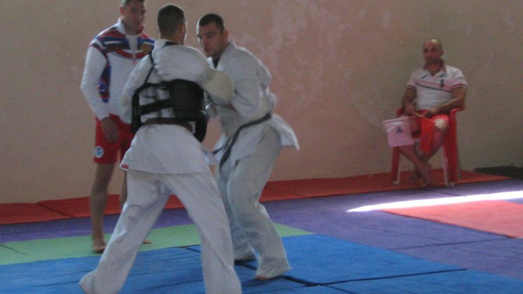 Във Варна националите направиха симулация на световното по киокушин