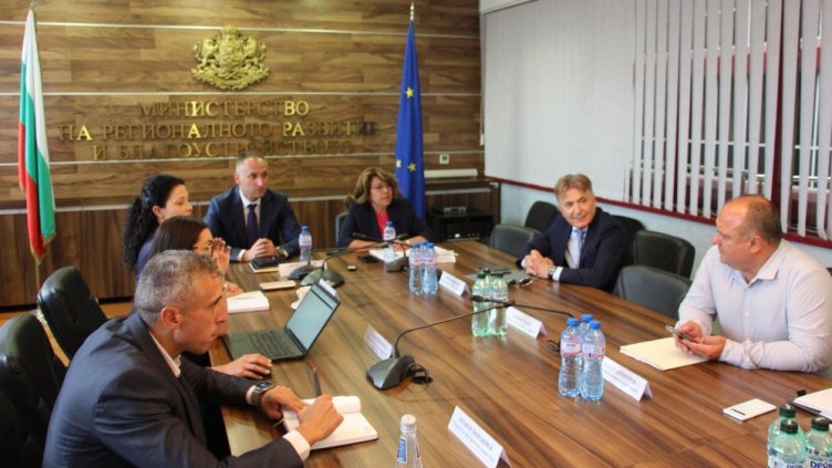 Четирима министри умуваха за безводието у нас и решиха: Засушаването е виновно